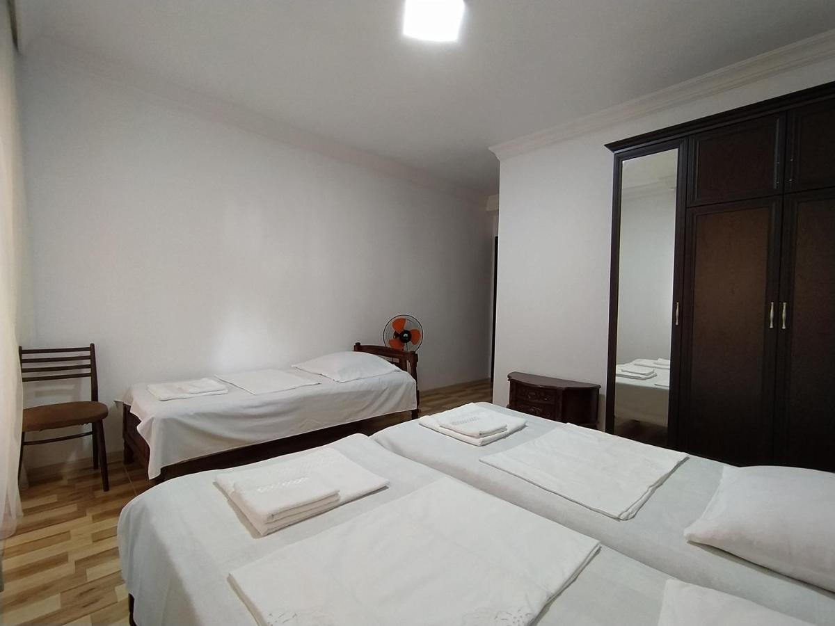 Guest House Teni ماكينجاوري المظهر الخارجي الصورة