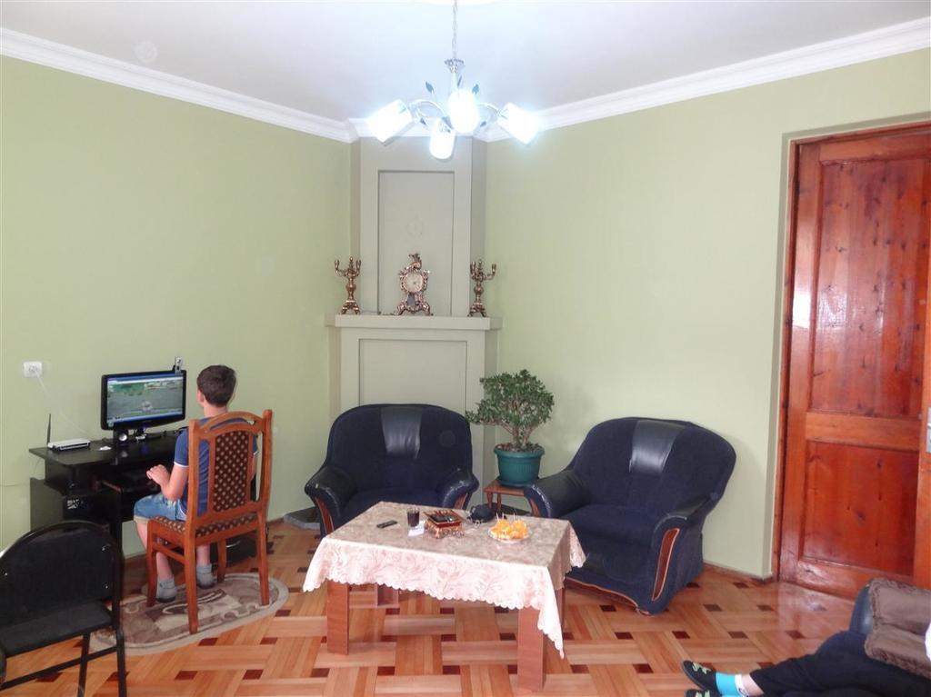 Guest House Teni ماكينجاوري المظهر الخارجي الصورة